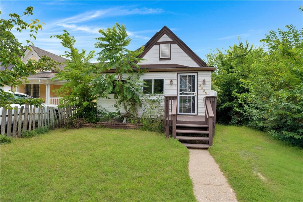 Photo of 2425 Jackson Avenue Kansas City MO 64127