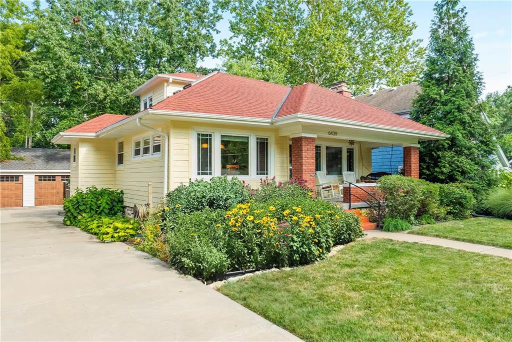Photo of 6439 Walnut Street Kansas City MO 64113