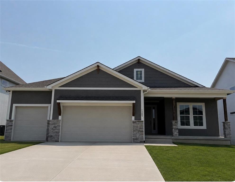Photo of 1705 SW Arbormill Terrace Lee's Summit MO 64082