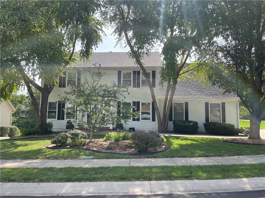 Photo of 1800 NW Westbrooke Drive Blue Springs MO 64015