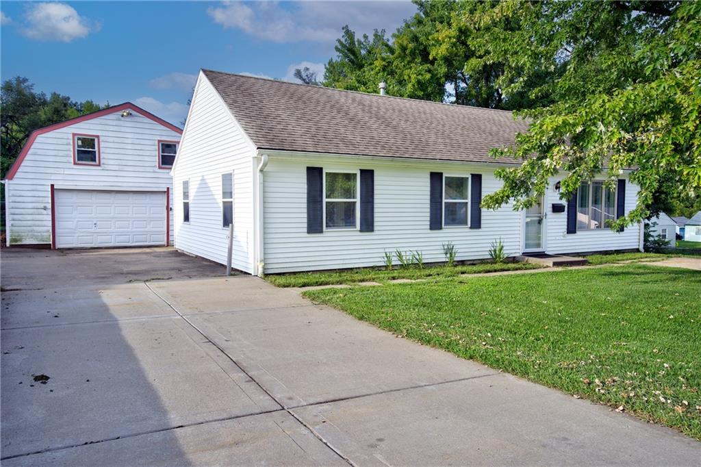 Photo of 2401 NE 58th Terrace Kansas City MO 64118