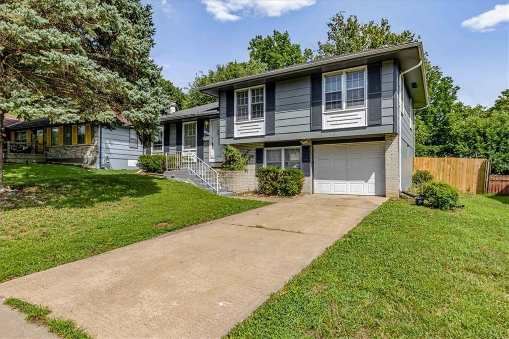 Photo of 11815 S Beacon Avenue Kansas City MO 64134