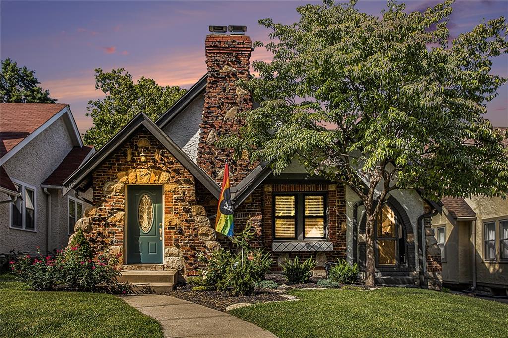 Photo of 702 E 71 Terrace Kansas City MO 64131