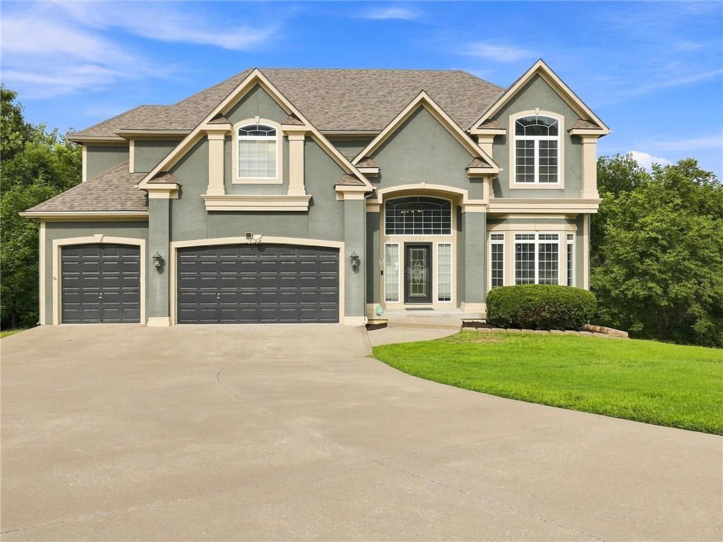 Photo of 5822 NE Timber Hills Drive Lee's Summit MO 64064