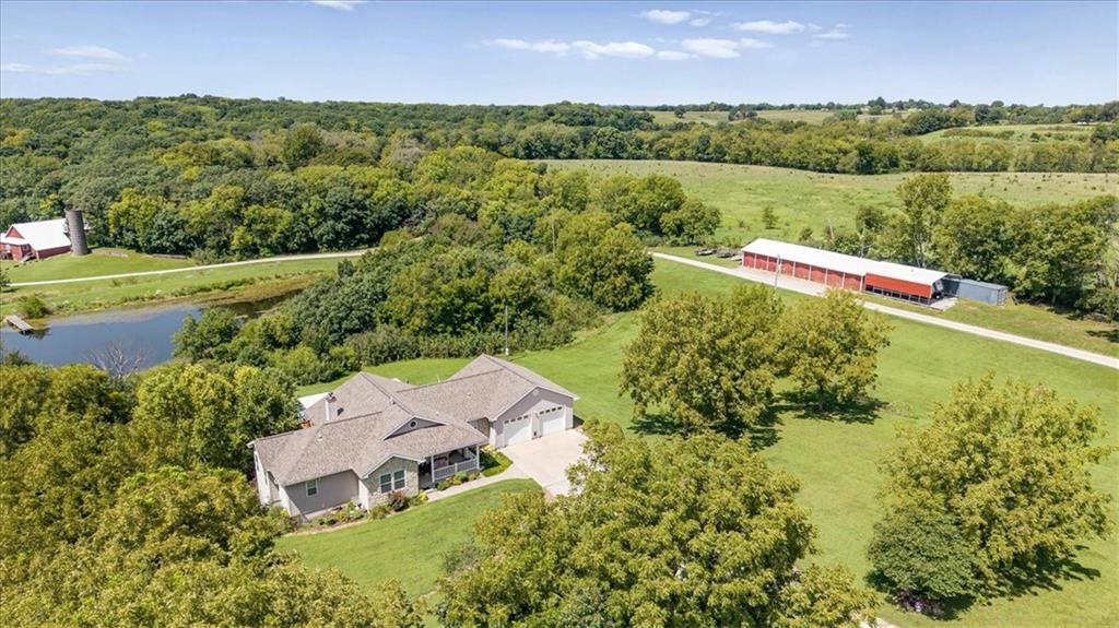 Photo of 9259 Apple Valley Lane Ozawkie KS 66070