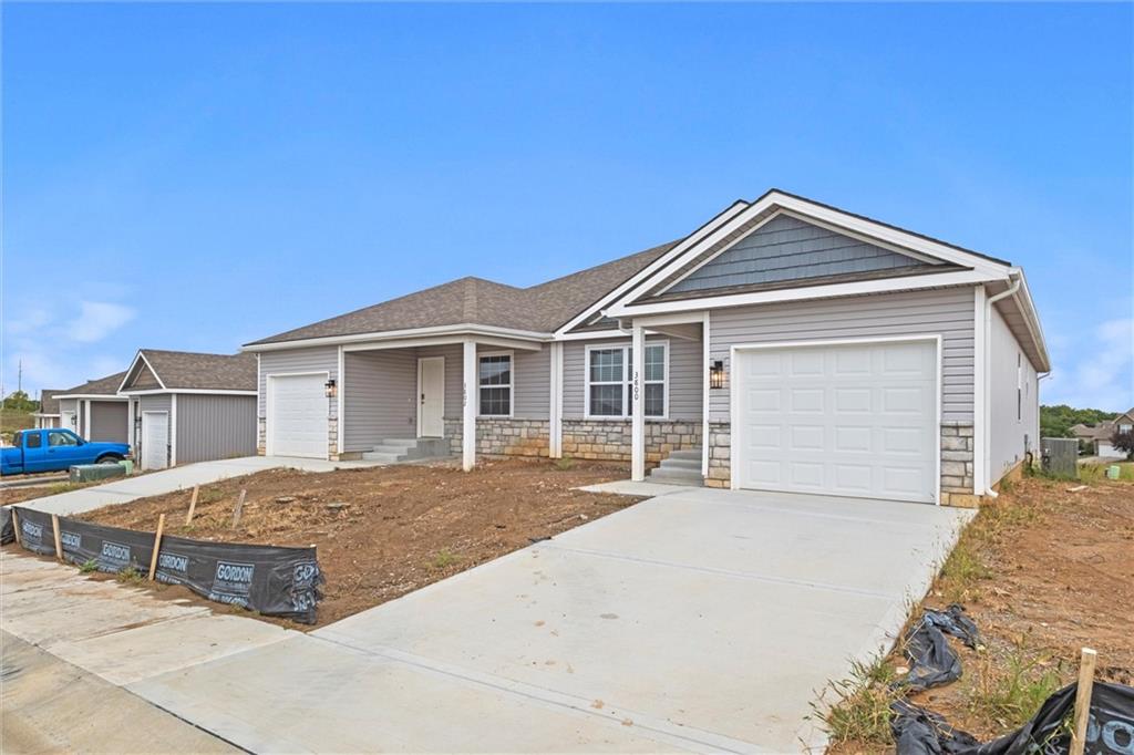Photo of 3912-3914 93rd Street Kansas City MO 64154