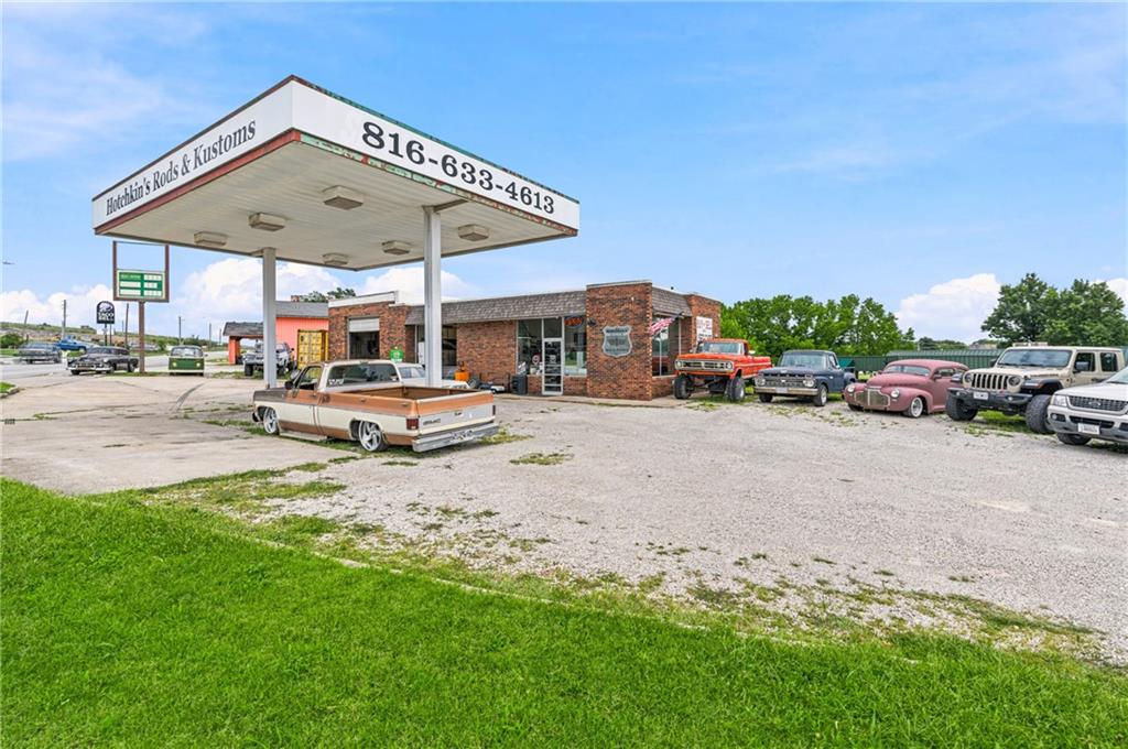 Photo of 120 US-40 Highway Odessa MO 64076