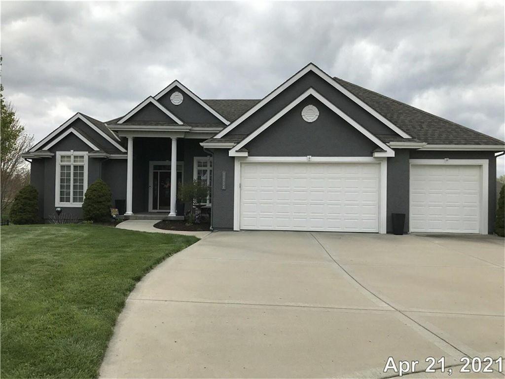 Photo of 10804 N Cosby Avenue Kansas City MO 64154