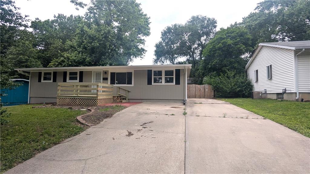 Photo of 8602 E 91st Terrace Kansas City MO 64138