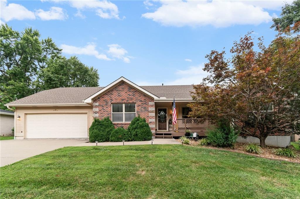Photo of 903 N Chestnut Street Cameron MO 64429