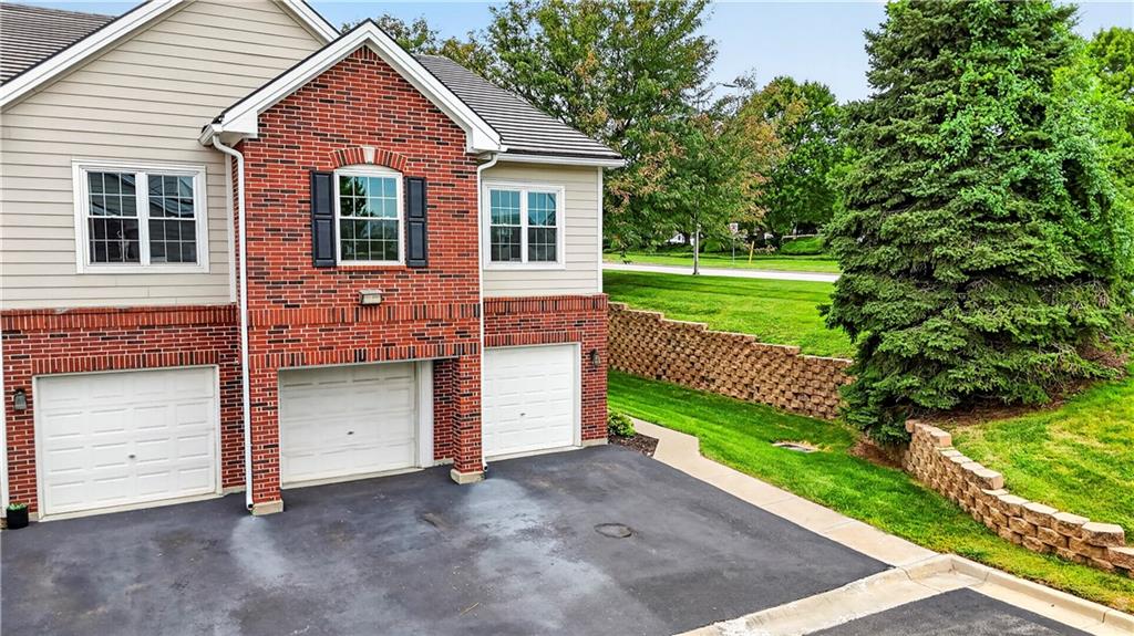 Photo of 11610 Tomahawk Creek Parkway #K Leawood KS 66211