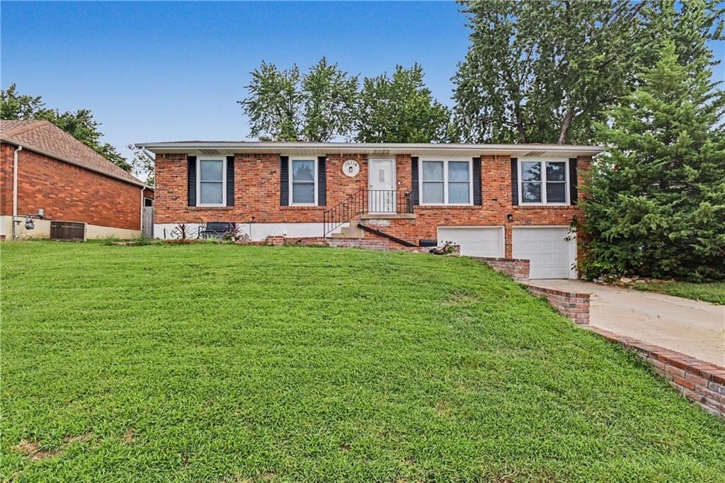 Photo of 16114 E 41st Street Independence MO 64055