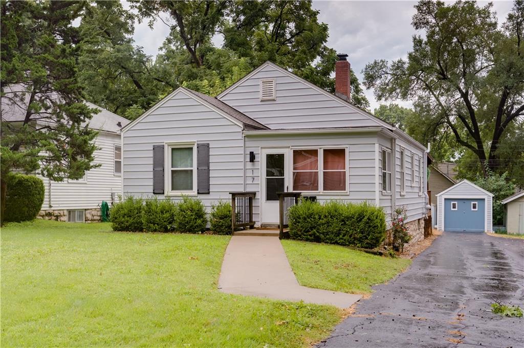 Photo of 17 W 79th Street Kansas City MO 64114