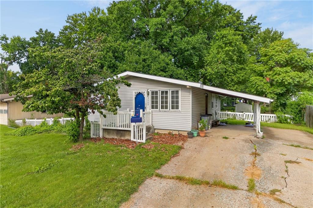 Photo of 5902 N Garfield Avenue Kansas City MO 64118