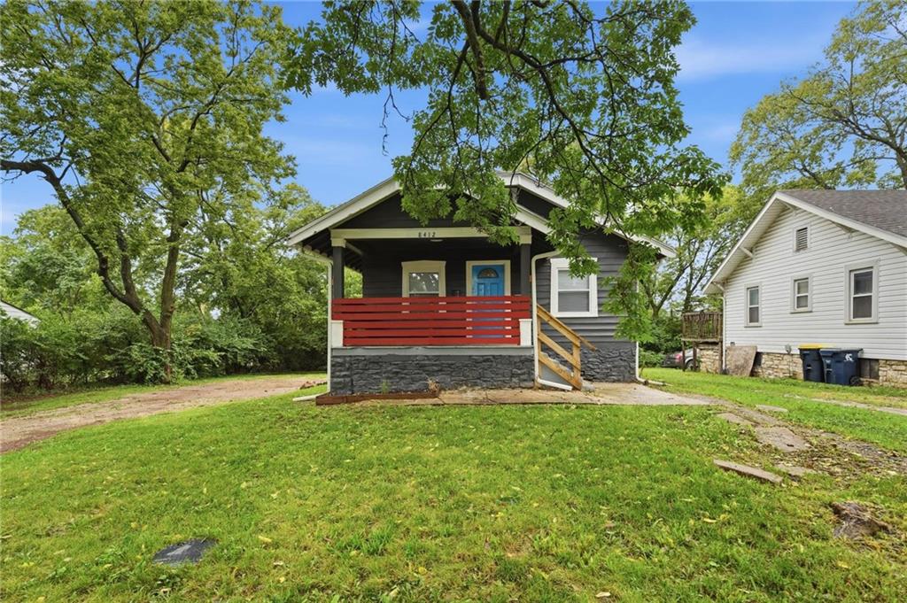 Photo of 8412 Flora Avenue Kansas City MO 64131