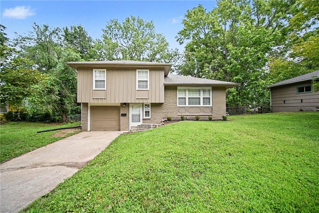 Photo of 6002 E 96th Terrace Kansas City MO 64134