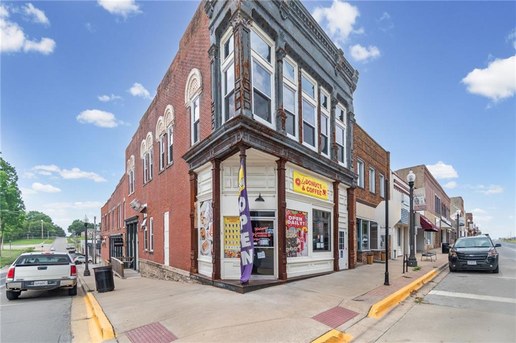 Photo of 102 S Thornton Street Richmond MO 64085