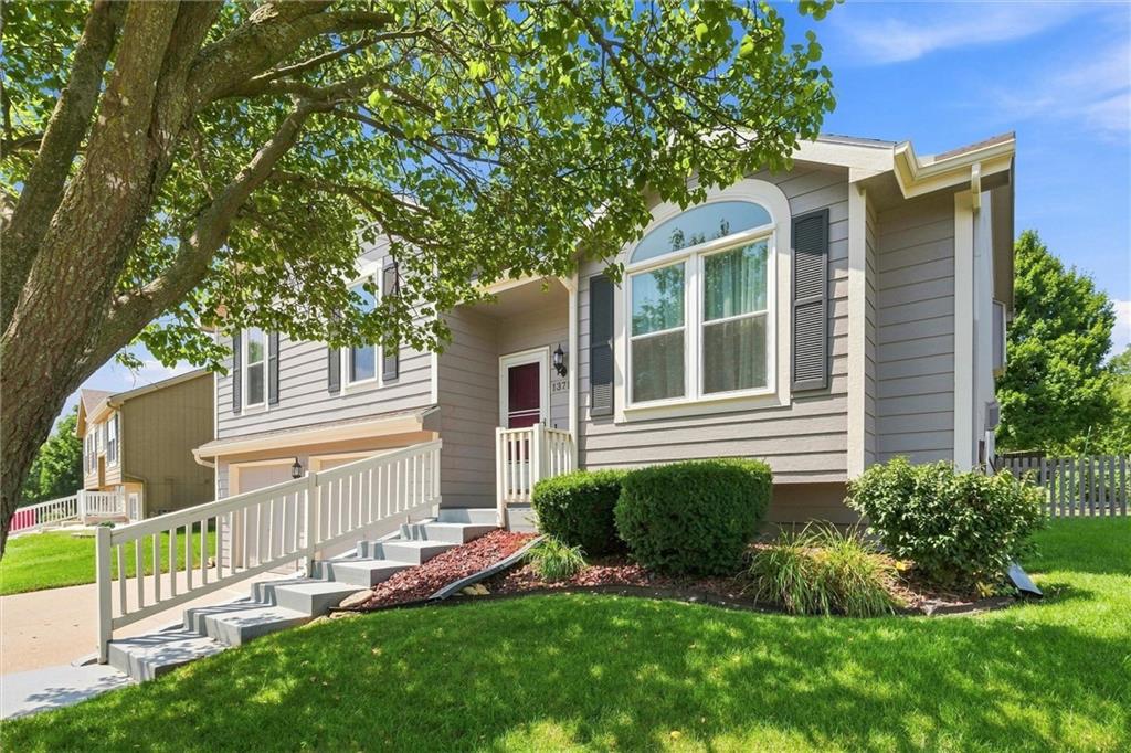 Photo of 13710 Hunter Drive Platte City MO 64079