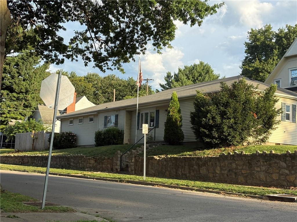 Photo of 2823 Mulberry Street St Joseph MO 64501