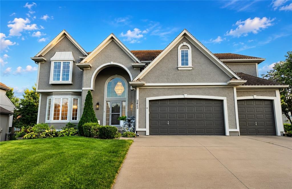 Photo of 2413 SW Regency Drive Lee's Summit MO 64082