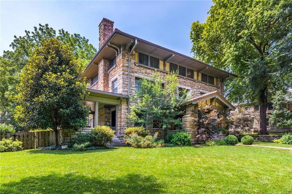 Photo of 3726 Madison Avenue Kansas City MO 64111