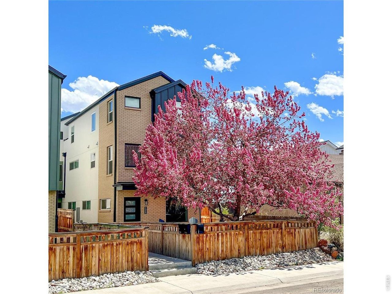 Photo of 1324 Zenobia St Denver CO 80204