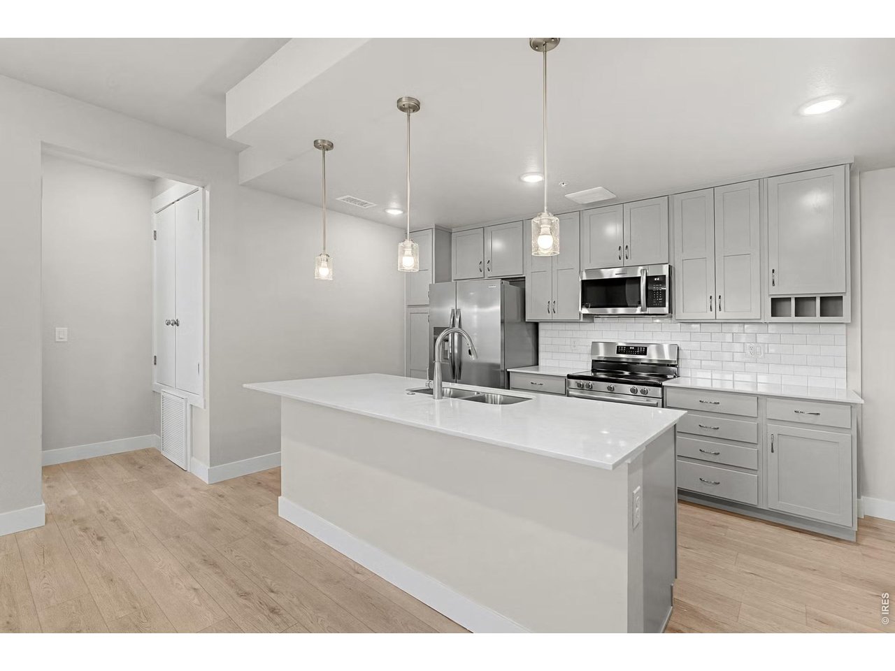 Photo of 265 High Point Dr #207 Longmont CO 80504