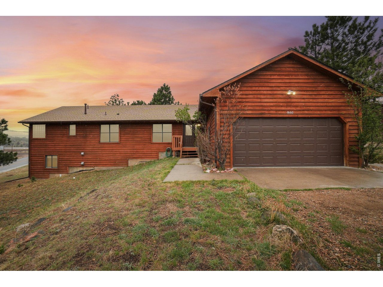 Photo of 1860 Raven Ave Estes Park CO 80517