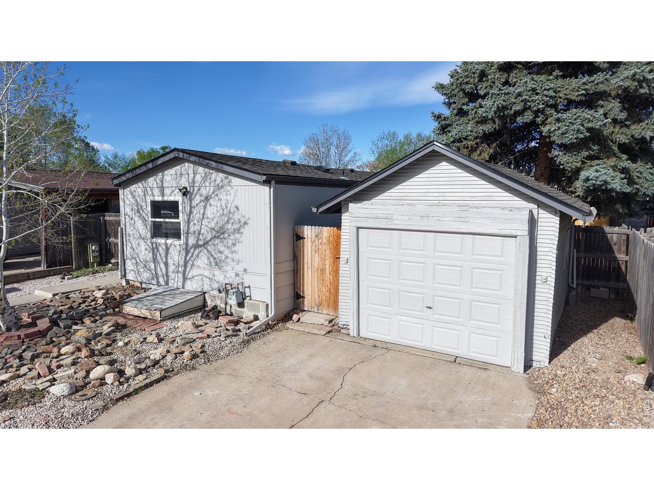 Photo of 8413 Peakview Dr Fort Collins CO 80528