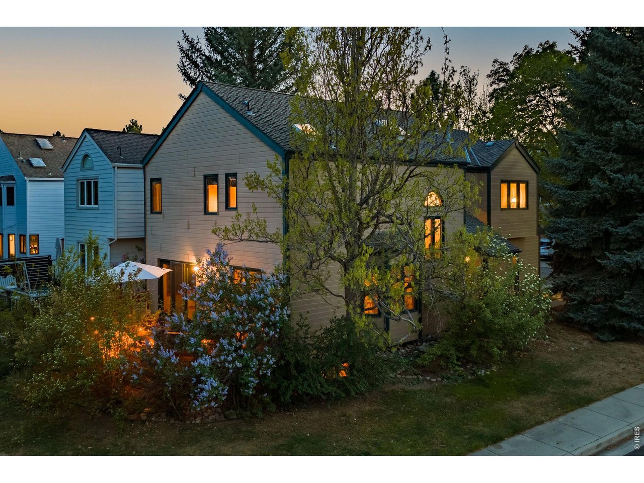 Photo of 5592 Stonewall Pl Boulder CO 80303