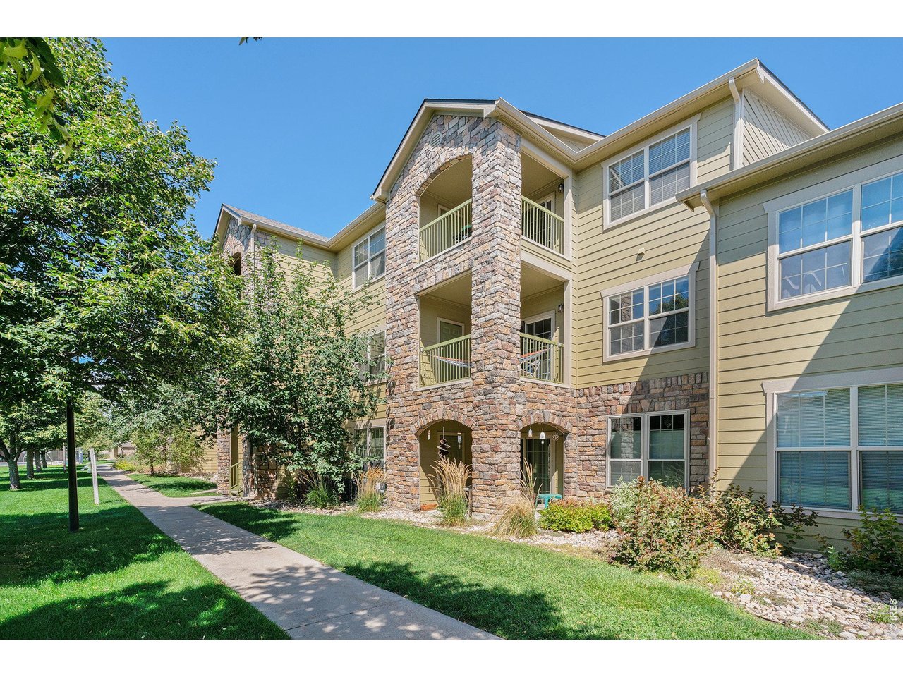 Photo of 5620 Fossil Creek Pkwy #3-3204 Fort Collins CO 80525