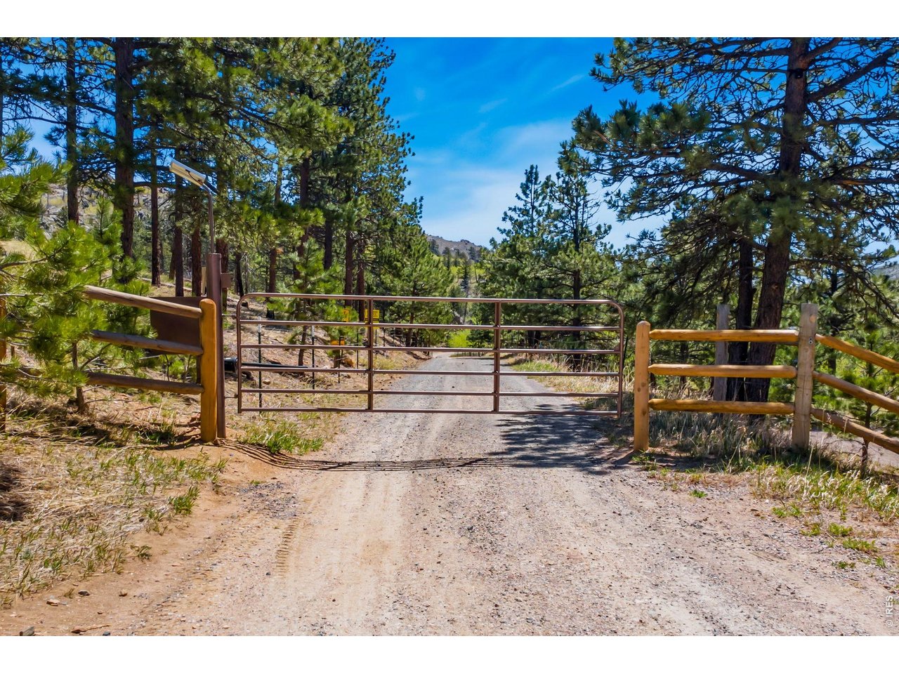 Photo of 1899 Spring Valley Rd Bellvue CO 80512