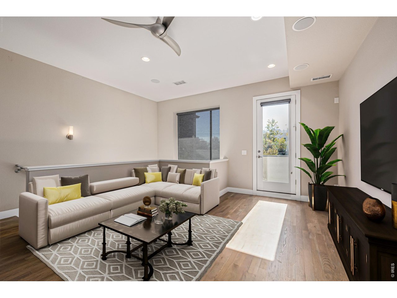 Photo of 3265 W 17th Ave Denver CO 80204