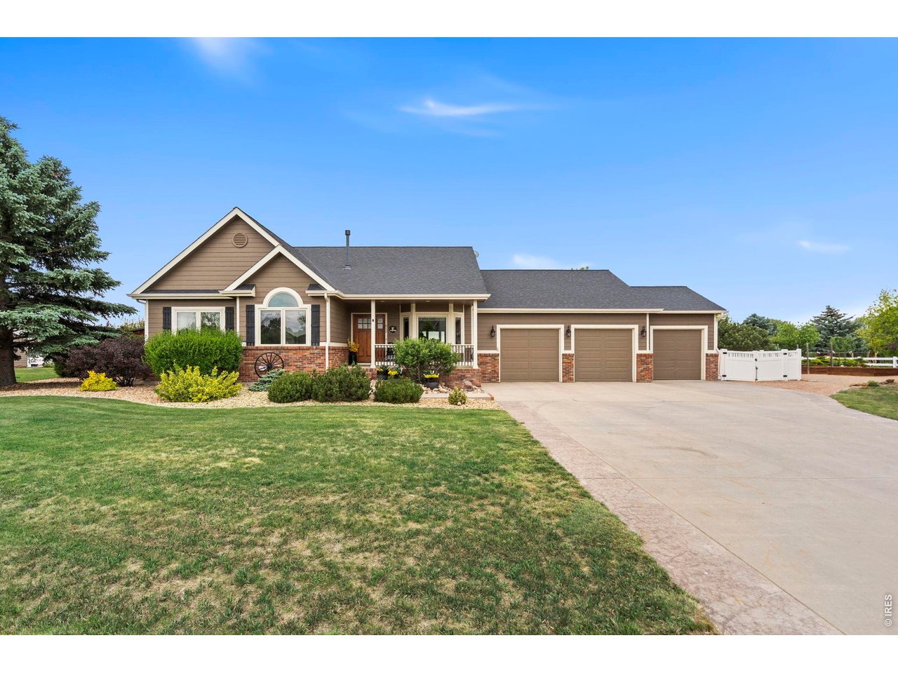 Photo of 912 Clydesdale Ln Windsor CO 80550
