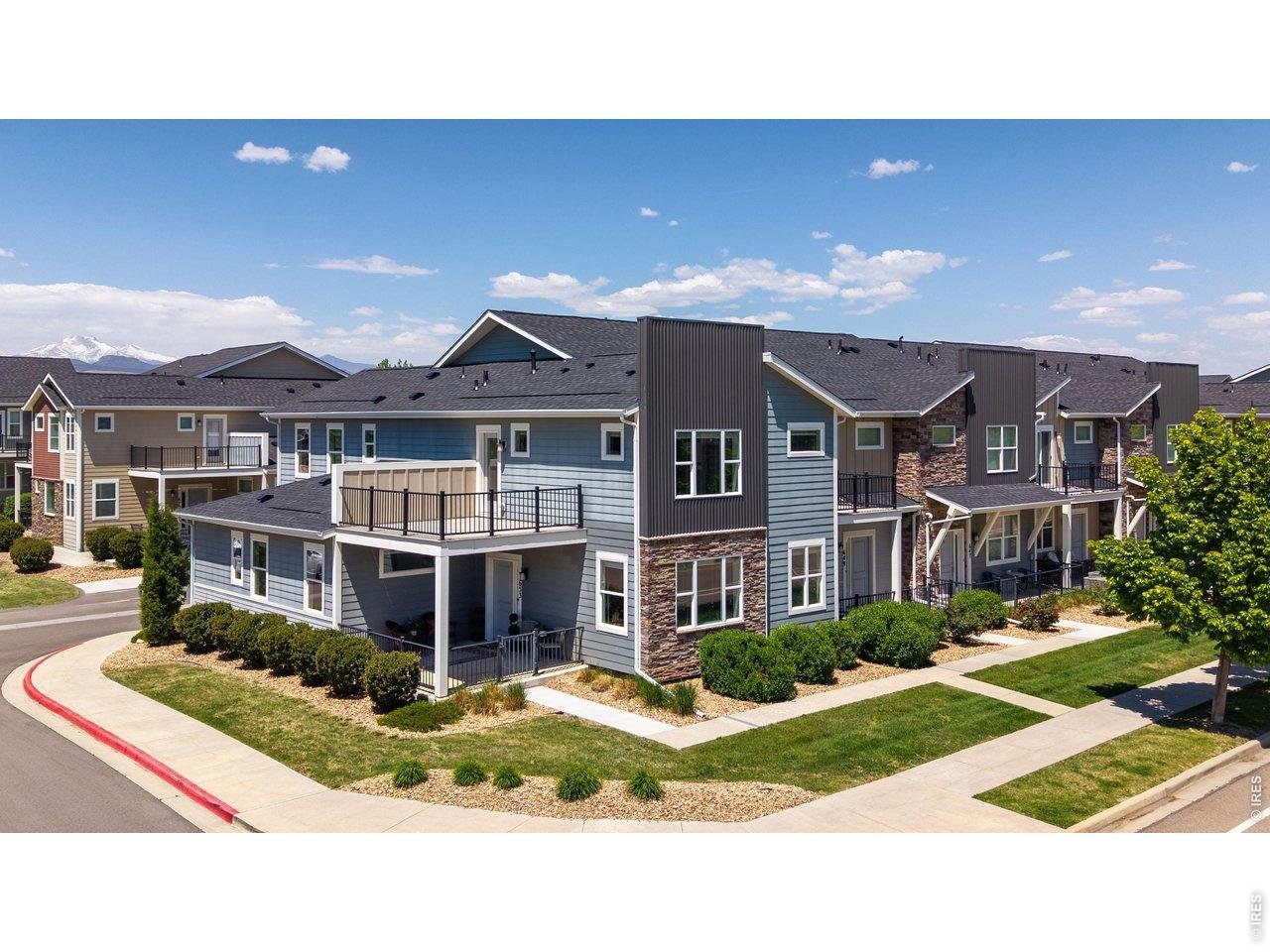 Photo of 653 Grandview Mdws Dr Longmont CO 80503