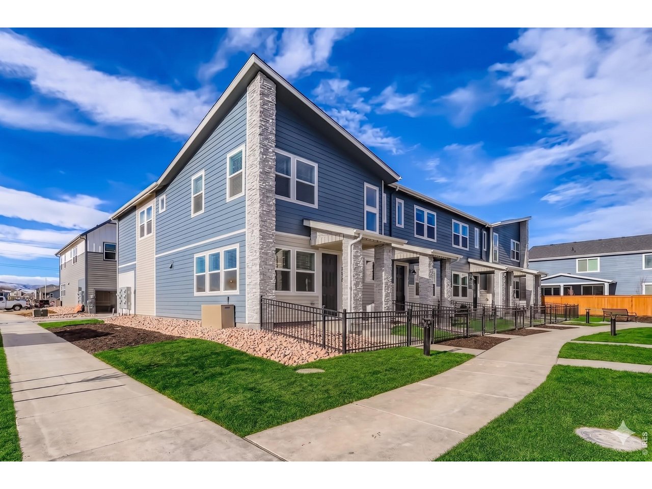 Photo of 2819 Bear Springs Cir Longmont CO 80503