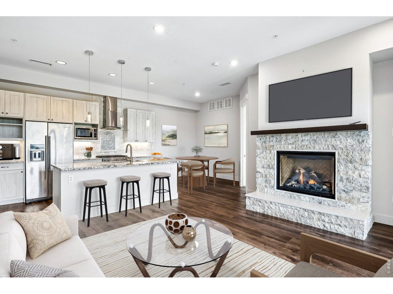 Photo of 4885 S Monaco St #207 Denver CO 80237