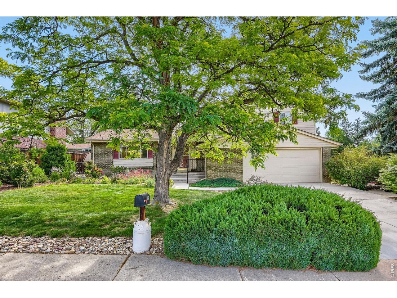 Photo of 4848 Fairlawn Cir Boulder CO 80301