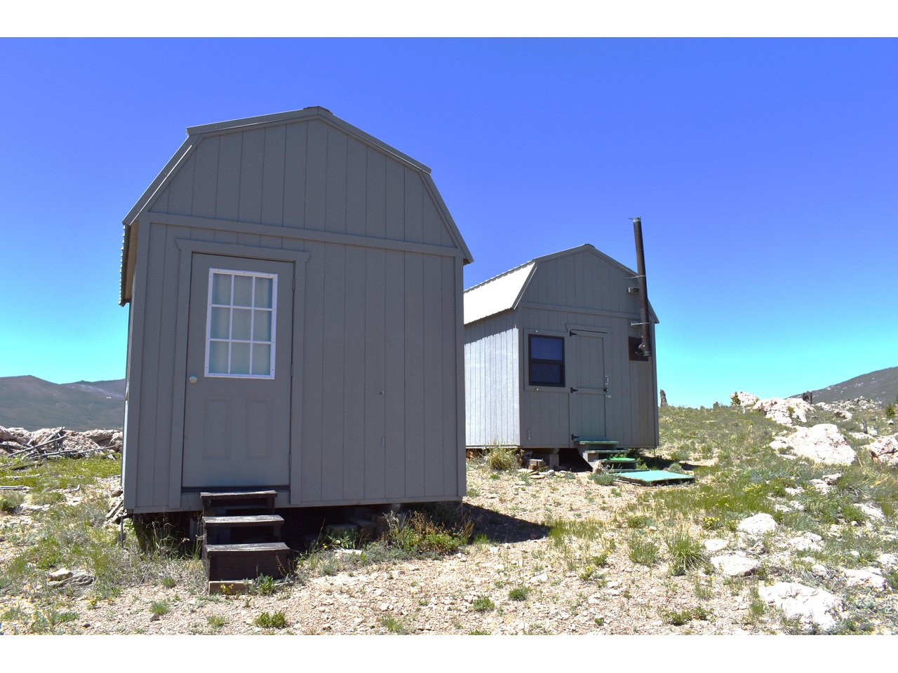 Photo of 1989 Spencer Mountain Rd Bellvue CO 80512