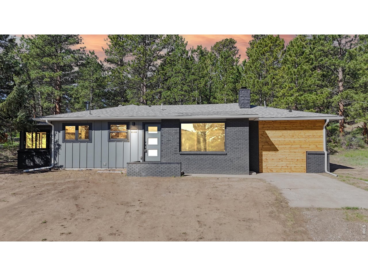 Photo of 1013 Lexington Ln Estes Park CO 80517