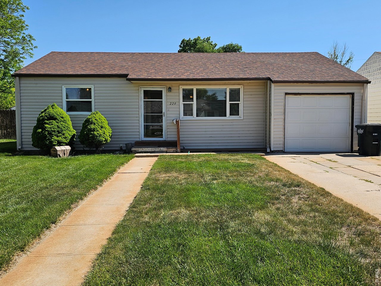 Photo of 229 Logan St Sterling CO 80751