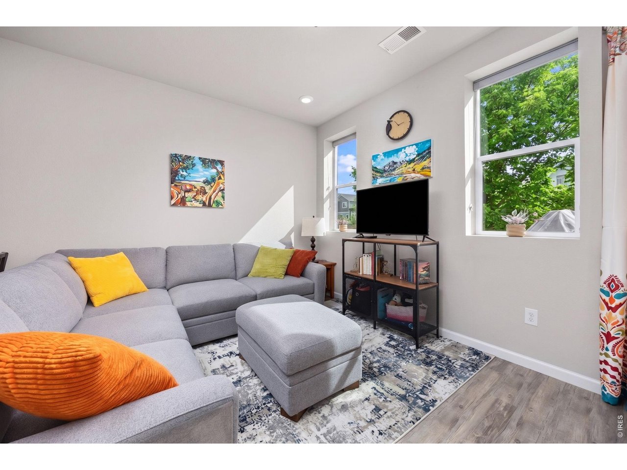 Photo of 1116 Oak Cir Lakewood CO 80215