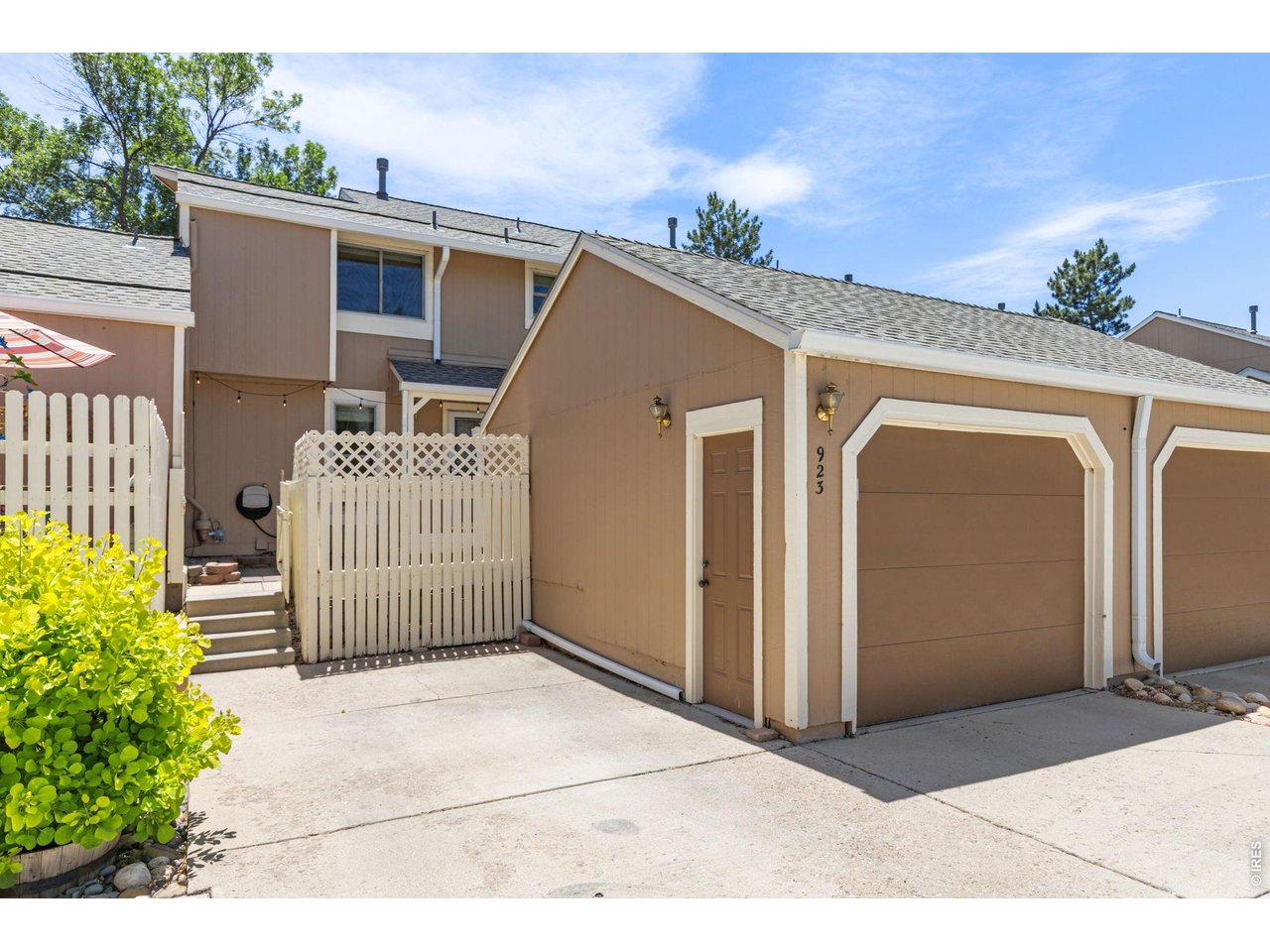 Photo of 923 Reynolds Farm Ln Longmont CO 80503