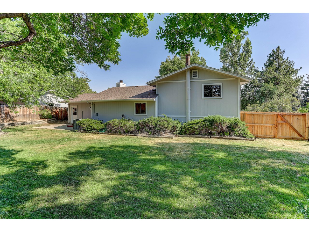 Photo of 321 Diamond Dr Fort Collins CO 80525