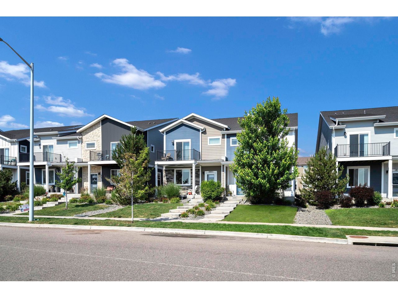 Photo of 1083 Mountain Dr #B Longmont CO 80503