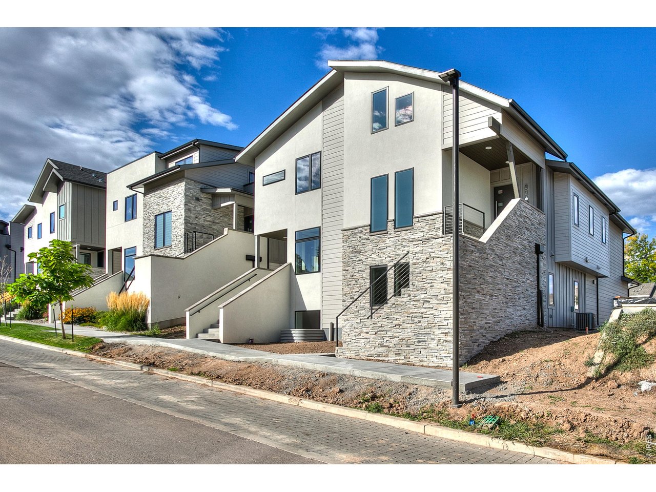 Photo of 822 Cherokee Dr Fort Collins CO 80525