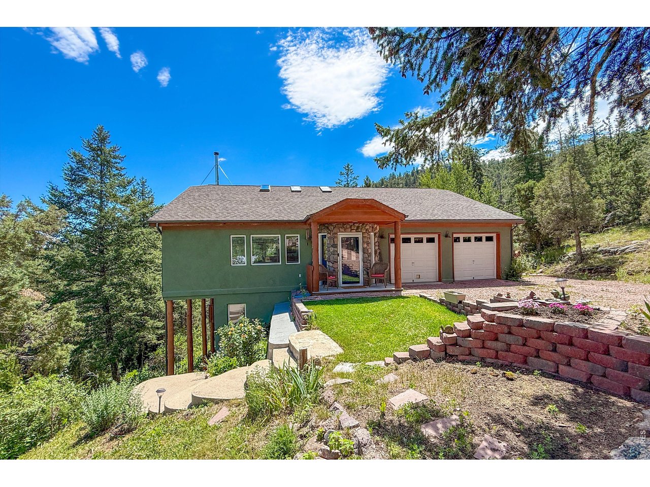 Photo of 1108 Eagle Dr Lyons CO 80540