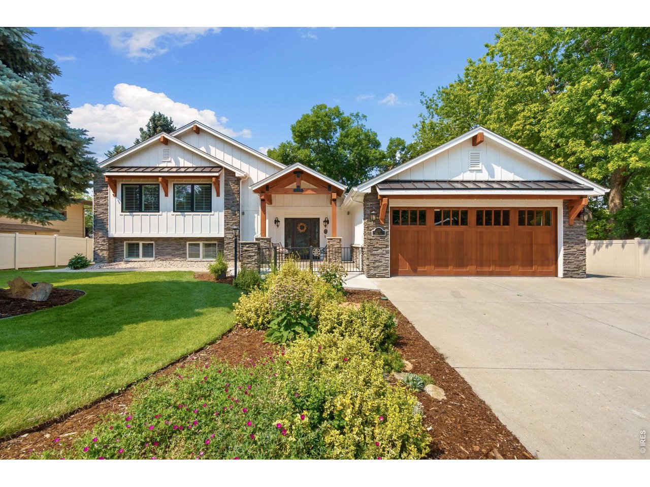Photo of 2521 Lake Dr Loveland CO 80538