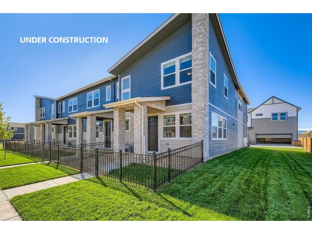 Photo of 2841 Bear Springs Cir Longmont CO 80503