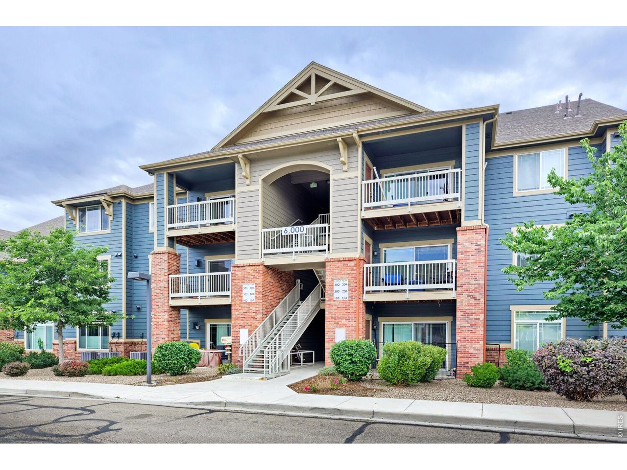 Photo of 804 Summer Hawk Dr #6301 Longmont CO 80504